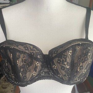 EUC 28F Comexim Marica Black Lace Padded Polish Bra